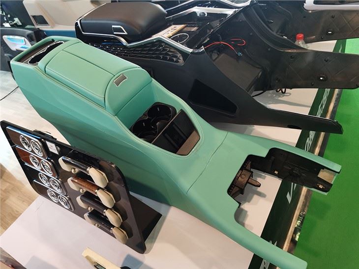Kutija za naslon za ruke automobila