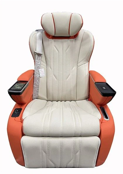Autosjedalica u Captains Chair-u