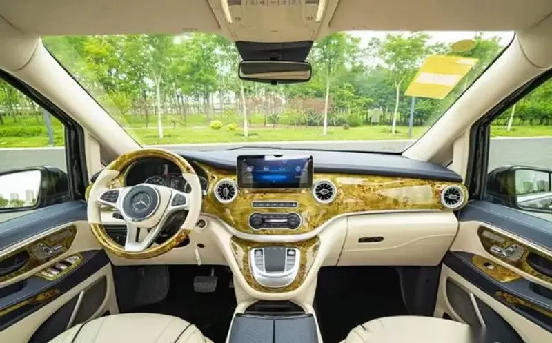 Ispravan postupak naljepnica karoserije za vanjsko uređenje automobila
