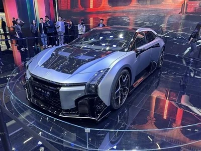 800V platforma /2-druga klasa Break-top HIHA Auto Show Debi