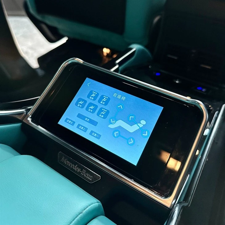 Luxury Mercedes Benz Rear Seat G Series