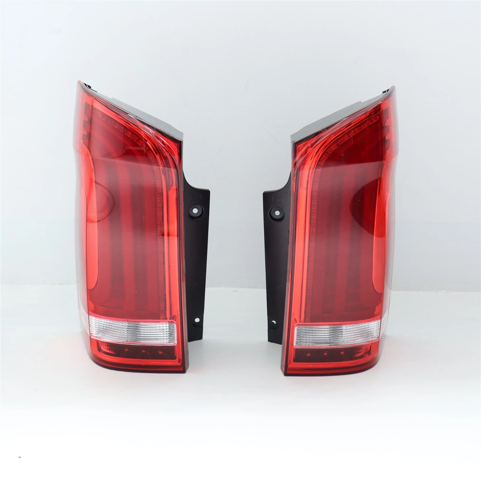 Tail light